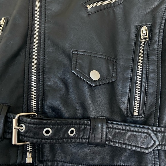 VINTAGE: BAUHAUS x NASTY GAL Cropped Faux Leather Moto Jacket (Limited Edition) - Picture 7 of 12